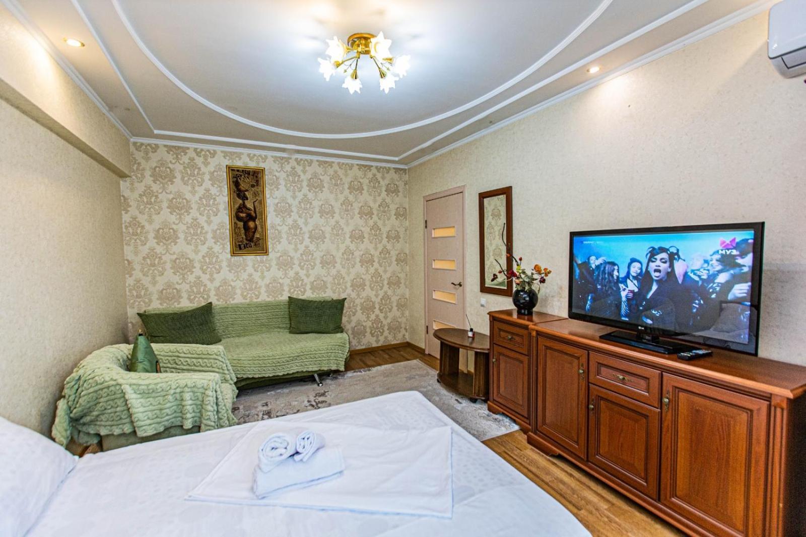 Apartment Kazakhstan 35Kv Алма Ата Екстериор снимка